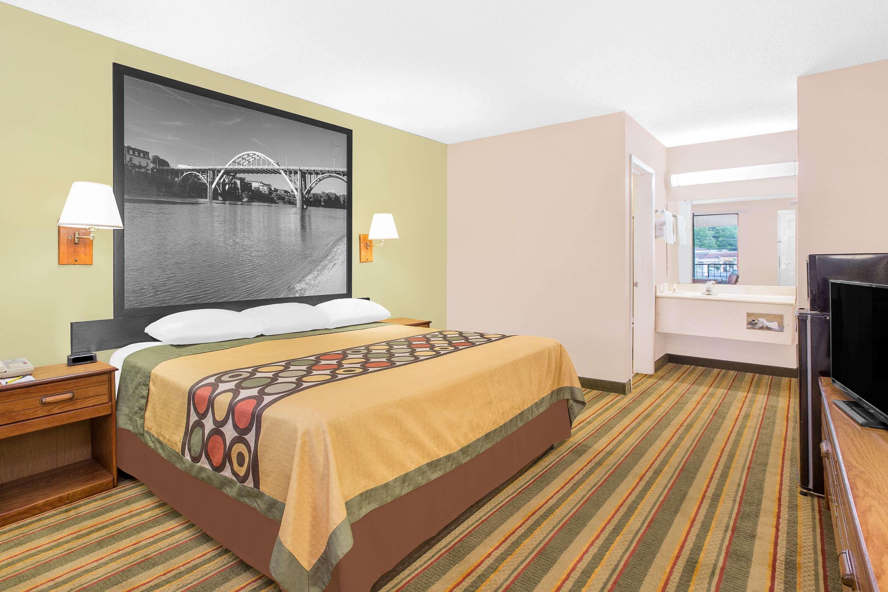ซูเปอร์ 8 บาย วินด์แฮม ยูฟาลา Hotel ยูฟอลา ภายนอก รูปภาพ